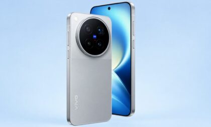 الواجهة الأمامية لهاتف Vivo X500 Pro