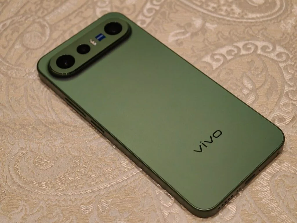 Vivo X500 FE